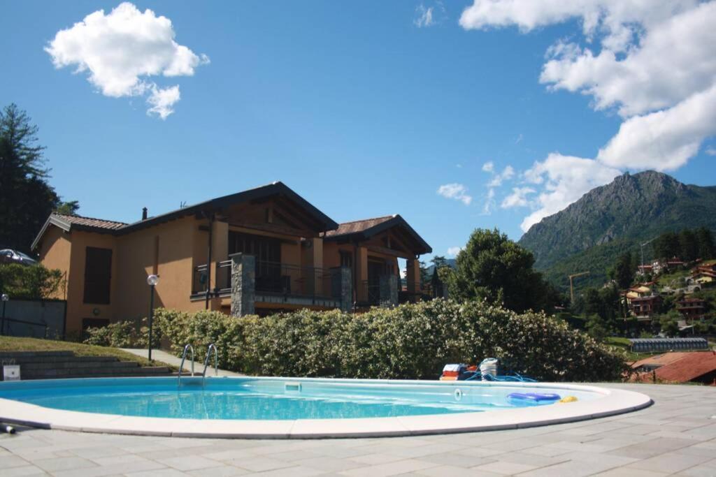Piscina E Vistalago Crocemenaggio Cir 013145-00318 Exteriör bild